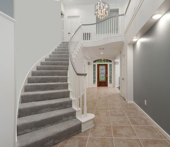 14 Heaven Tree, The Woodlands, TX 77382