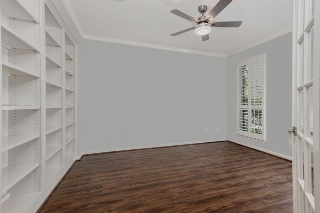 14 Heaven Tree, The Woodlands, TX 77382