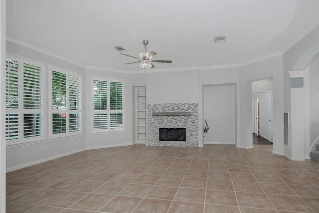 14 Heaven Tree, The Woodlands, TX 77382