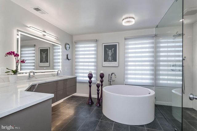 6479 PATUXENT VISTA DR, Alexandria, VA 22312