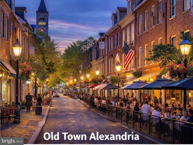 6479 PATUXENT VISTA DR, Alexandria, VA 22312