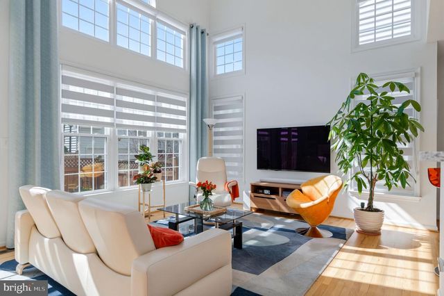 6479 PATUXENT VISTA DR, Alexandria, VA 22312