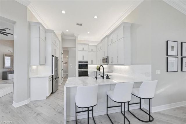 2179 Canary Island CV, Naples, FL 34119