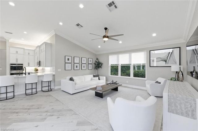 2179 Canary Island CV, Naples, FL 34119