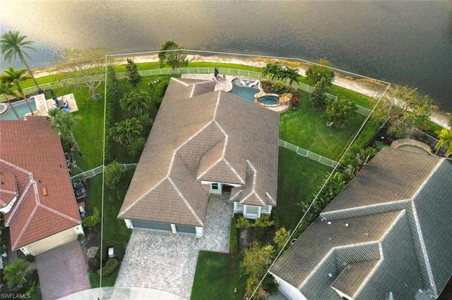 2179 Canary Island CV, Naples, FL 34119