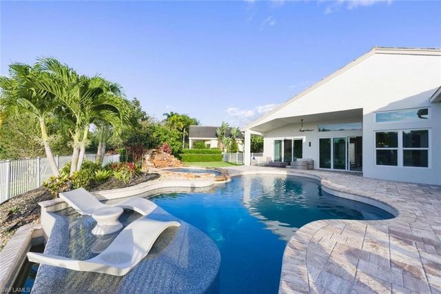 2179 Canary Island CV, Naples, FL 34119