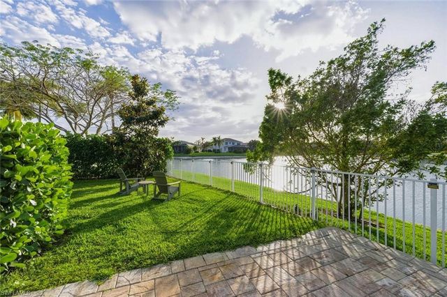 2179 Canary Island CV, Naples, FL 34119
