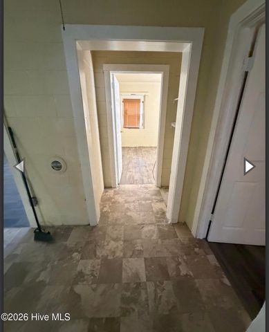 704 E Washington Avenue, Kinston, NC 28501