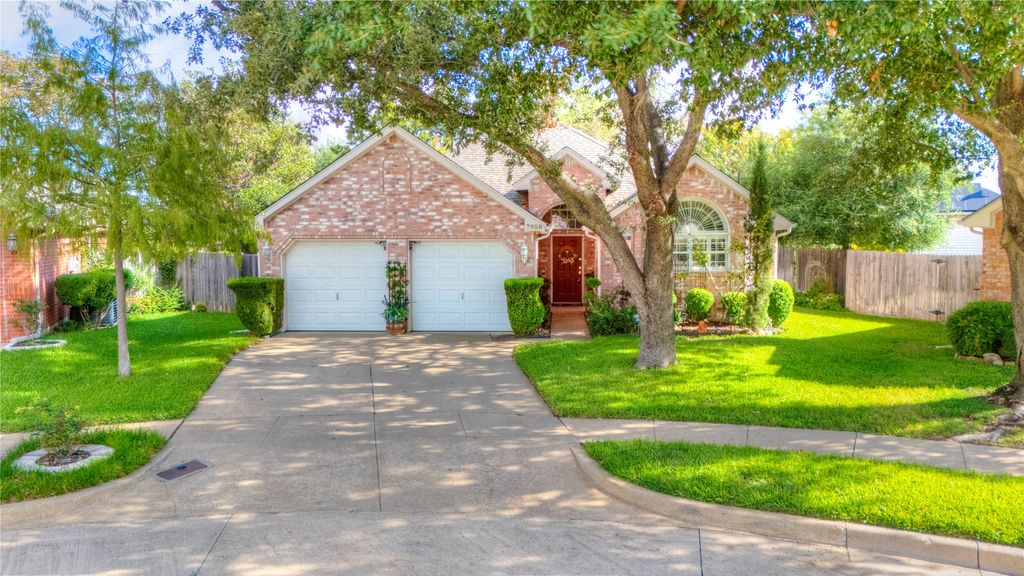 7958 Kern Court, Fort Worth, TX 76137 — exterior