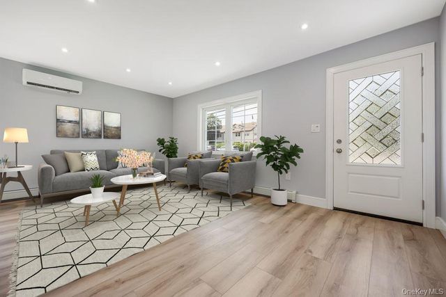 335 Peninsula Boulevard, Cedarhurst, NY 11516