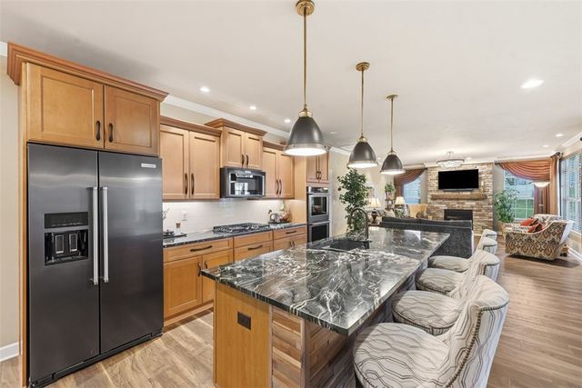401 Northview Dr, Lancaster Twp, PA 16037