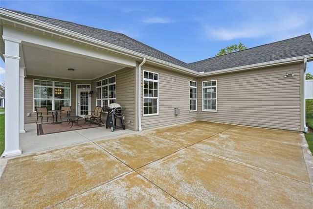 401 Northview Dr, Lancaster Twp, PA 16037