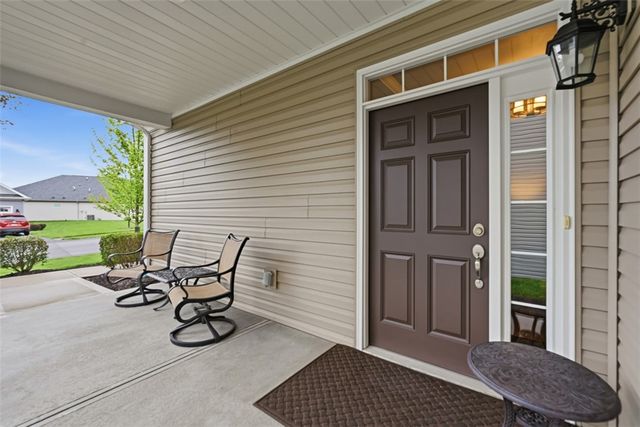 401 Northview Dr, Lancaster Twp, PA 16037