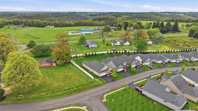 401 Northview Dr, Lancaster Twp, PA 16037