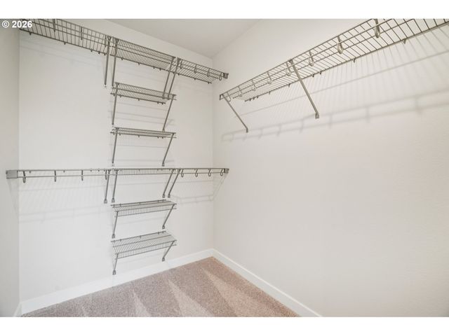 24411 Sw WHITE OAK Ter, Sherwood, OR 97140