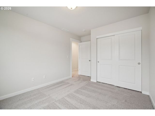 24411 Sw WHITE OAK Ter, Sherwood, OR 97140