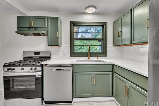 41 Jasper Drive, Amherst, NY 14226