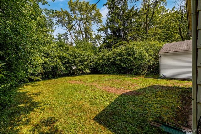 41 Jasper Drive, Amherst, NY 14226