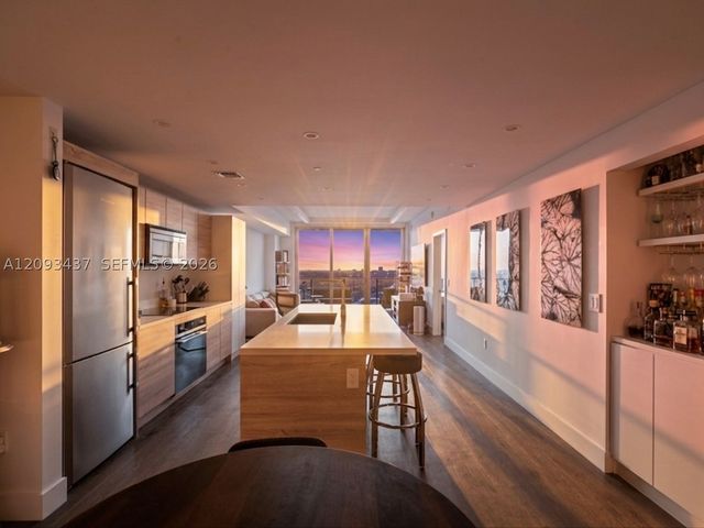 16385 Biscayne Blvd 3103, North Miami Beach, FL 33160