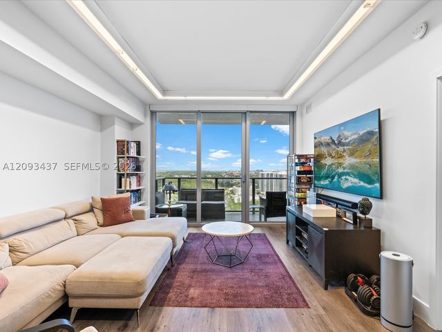 16385 Biscayne Blvd 3103, North Miami Beach, FL 33160