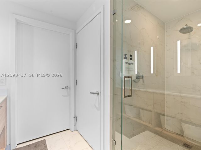 16385 Biscayne Blvd 3103, North Miami Beach, FL 33160