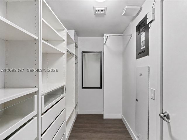 16385 Biscayne Blvd 3103, North Miami Beach, FL 33160