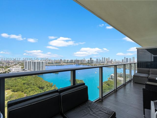 16385 Biscayne Blvd 3103, North Miami Beach, FL 33160
