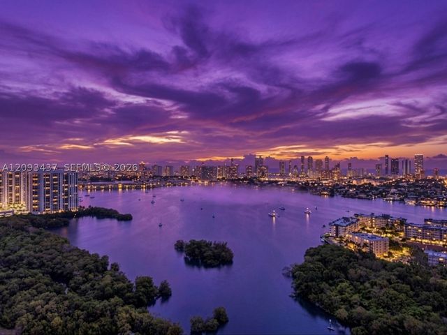16385 Biscayne Blvd 3103, North Miami Beach, FL 33160