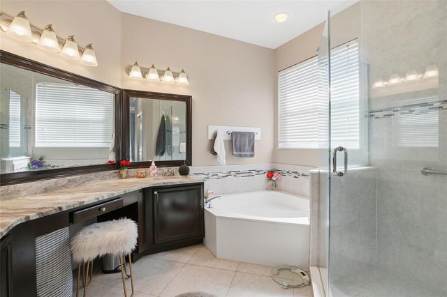 930 OAK CHASE DRIVE, Orlando, FL 32828