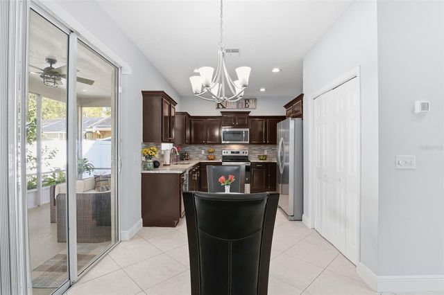 930 OAK CHASE DRIVE, Orlando, FL 32828