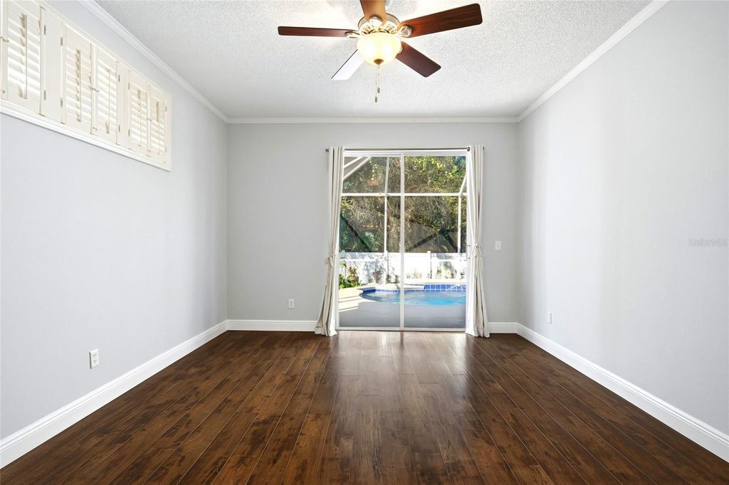 Image 11 of property listing at 930 OAK CHASE DRIVE, Orlando, FL 32828