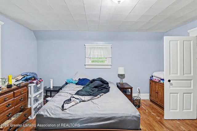 1233 N Eifert Road, Holt, MI 48842