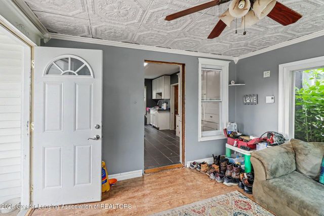 1233 N Eifert Road, Holt, MI 48842