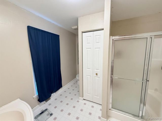 8205 Harrow Court, Northville, MI 48167
