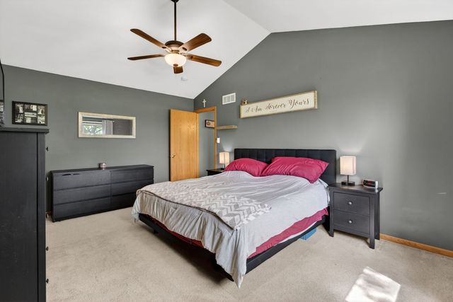 25557 S Mallard Drive, Channahon, IL 60410