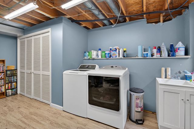 25557 S Mallard Drive, Channahon, IL 60410