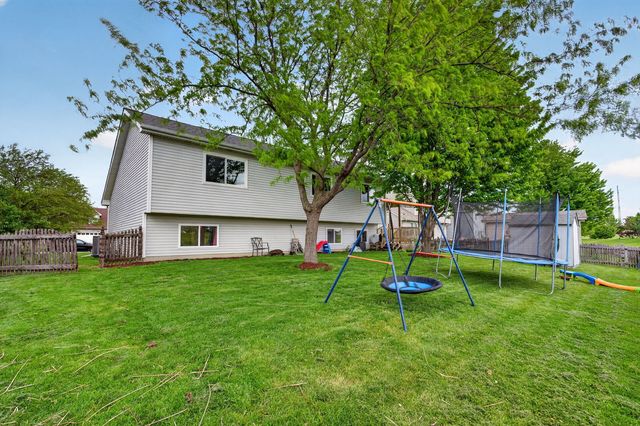 25557 S Mallard Drive, Channahon, IL 60410