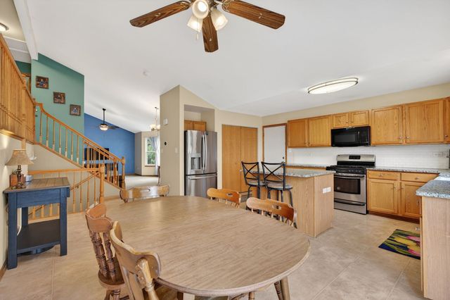 25557 S Mallard Drive, Channahon, IL 60410