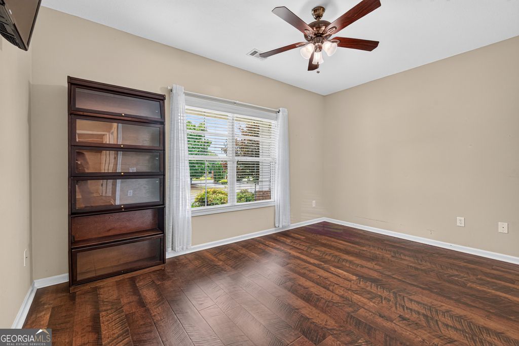 305 Victory Circle, Commerce, GA 30529 — photo 4