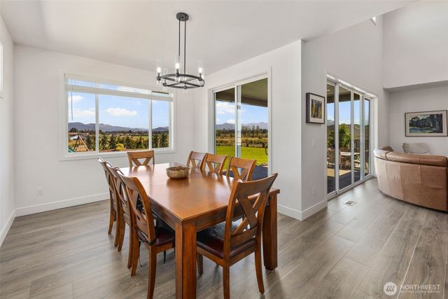 6917 232nd Avenue E, Buckley, WA 98321