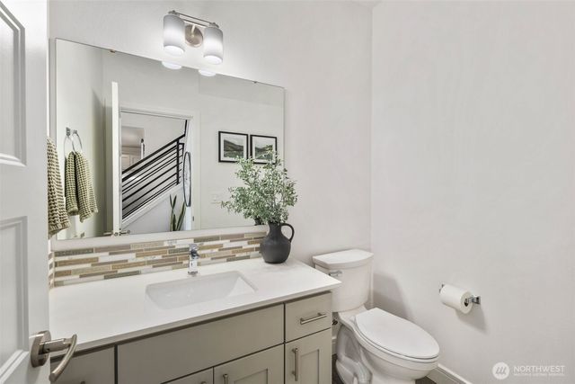 6917 232nd Avenue E, Buckley, WA 98321