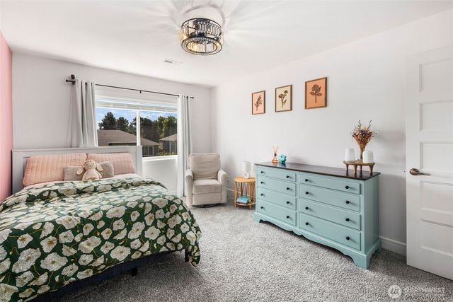 6917 232nd Avenue E, Buckley, WA 98321