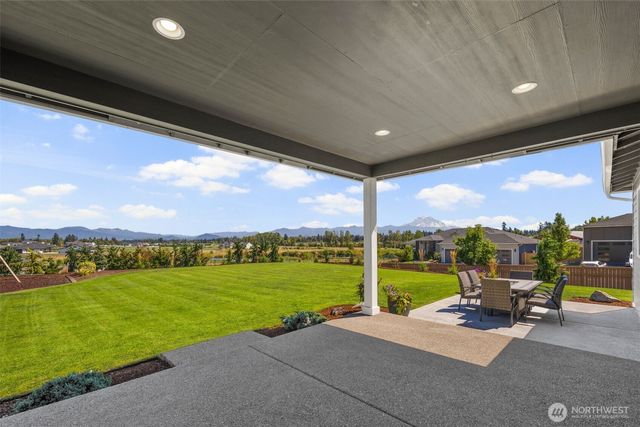 6917 232nd Avenue E, Buckley, WA 98321