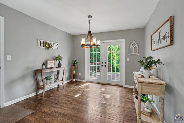 1526 Vermont, Lawrence, KS 66044