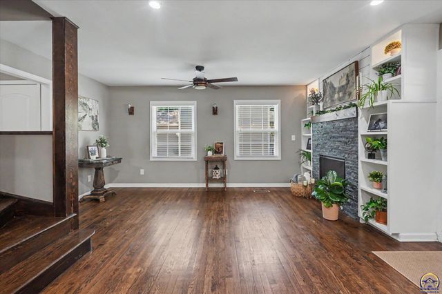 1526 Vermont, Lawrence, KS 66044