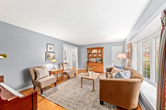 1970 N 166th STREET, Brookfield, WI 53005