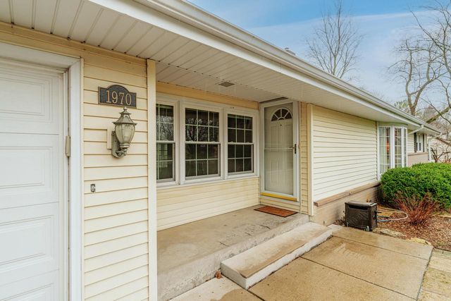 1970 N 166th STREET, Brookfield, WI 53005