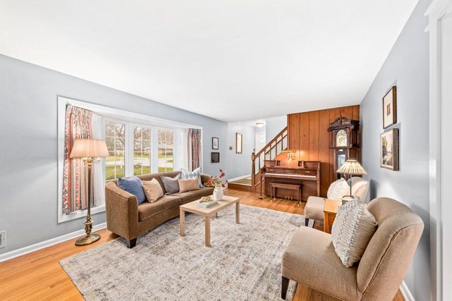 1970 N 166th STREET, Brookfield, WI 53005