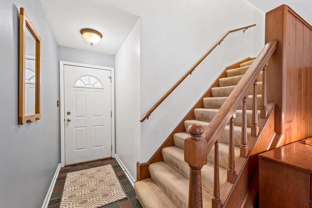 1970 N 166th STREET, Brookfield, WI 53005