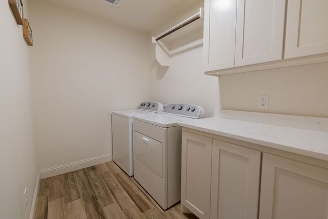 1013 Churchill Lane, Millsap, TX 76066